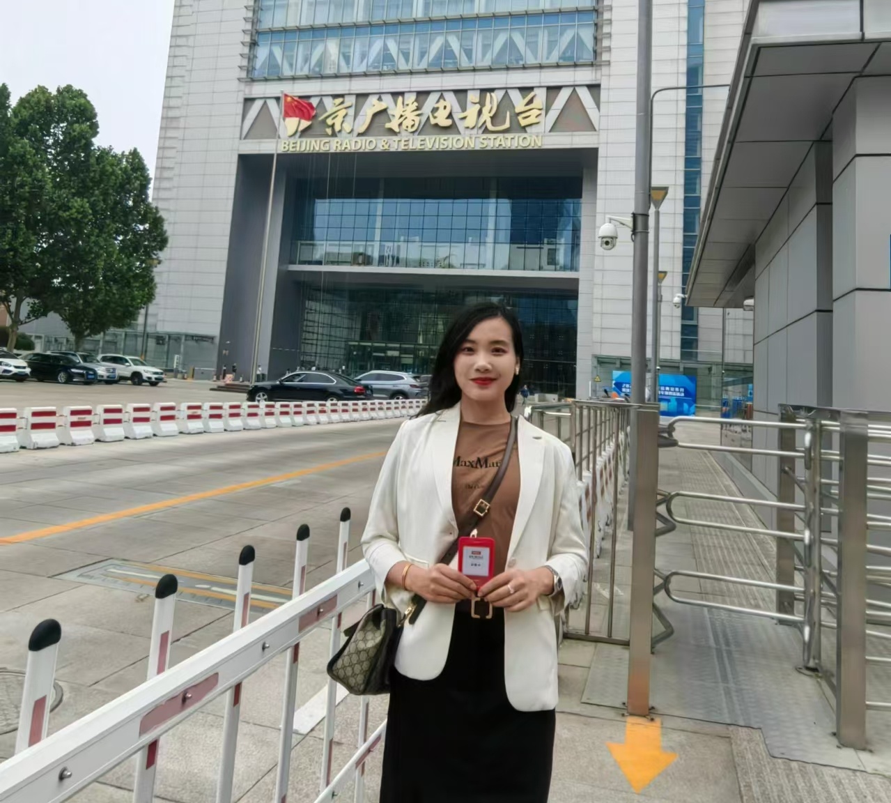 《法治中国60分》携手超凡国际律所深度剖析劳动案例，共促企业制度人性化与合法性平衡